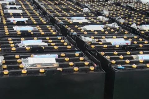 临汾霍州回收废旧电池的公司-上门回收叉车蓄电池